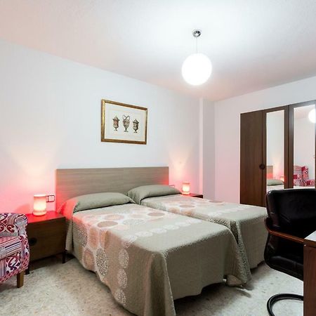 Holi-Rent Albareda Apartment Seville Luaran gambar