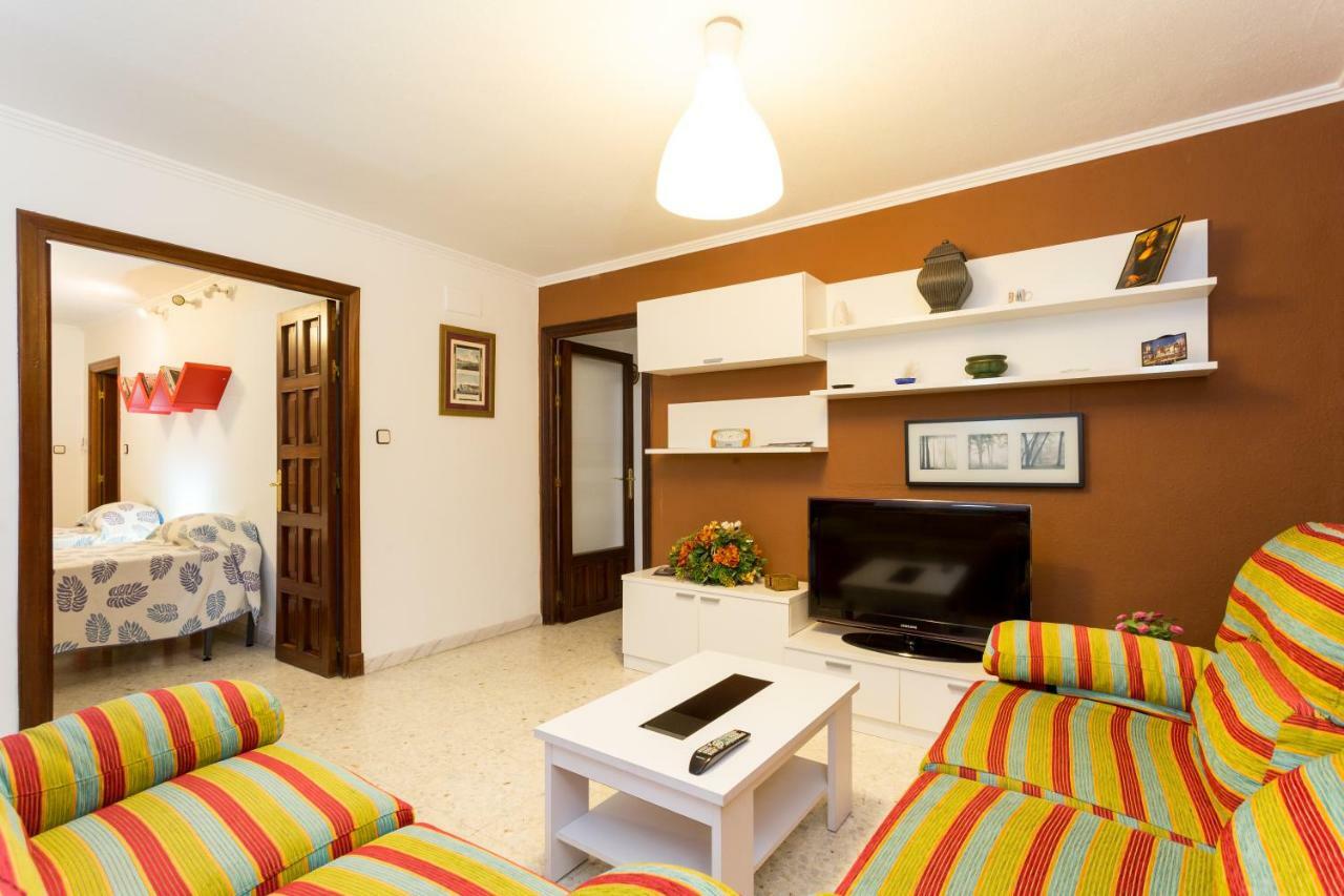 Holi-Rent Albareda Apartment Seville Luaran gambar