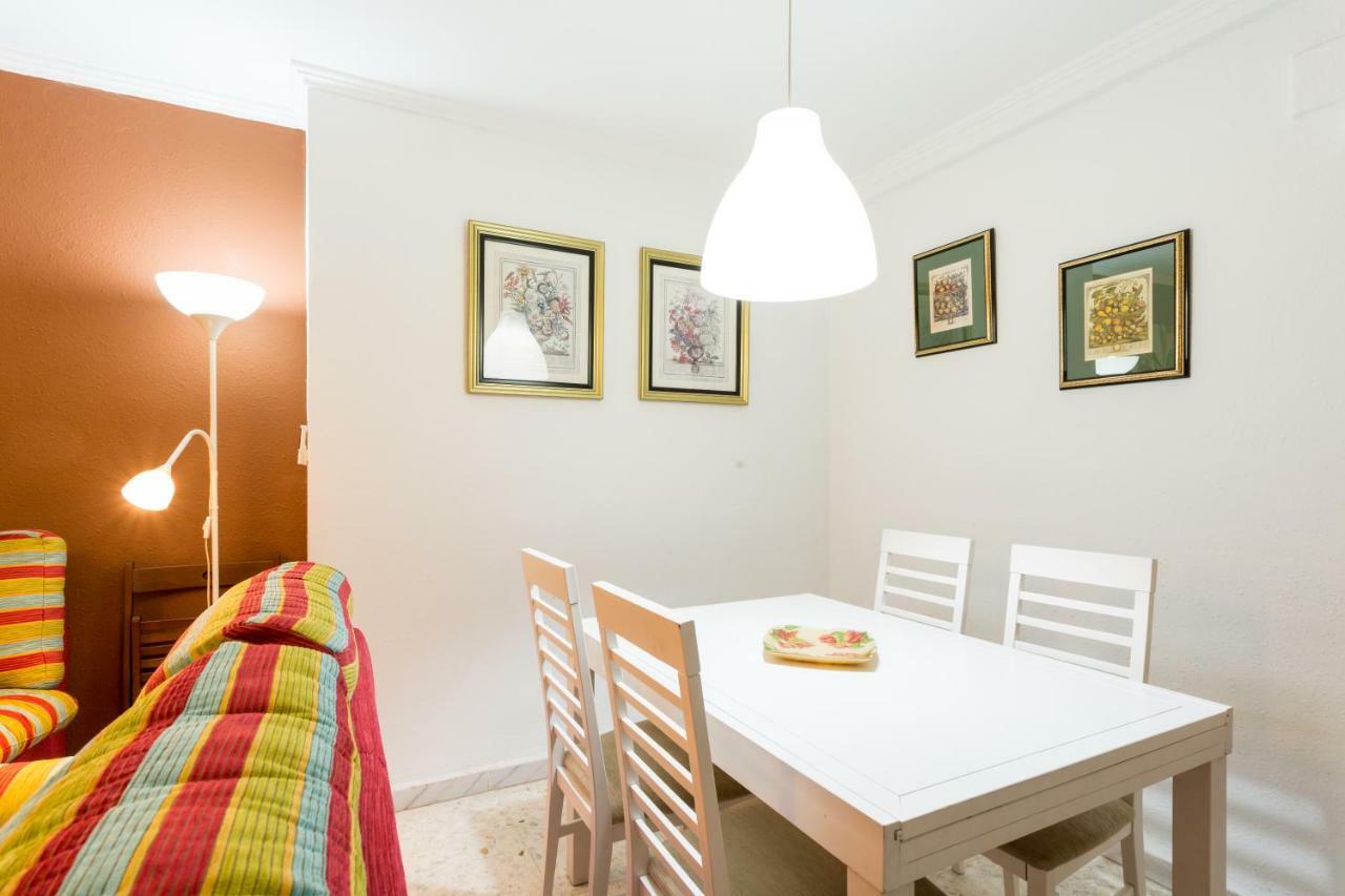 Holi-Rent Albareda Apartment Seville Luaran gambar