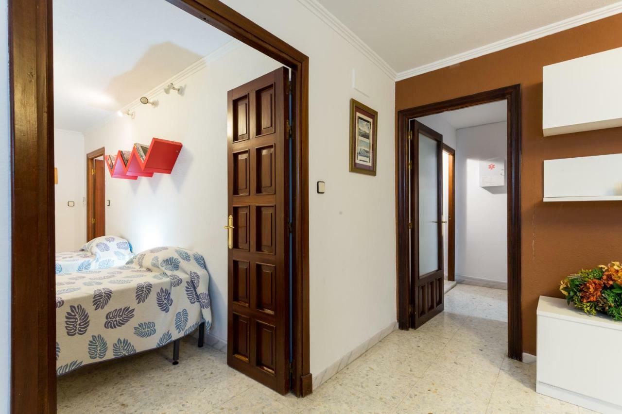 Holi-Rent Albareda Apartment Seville Luaran gambar
