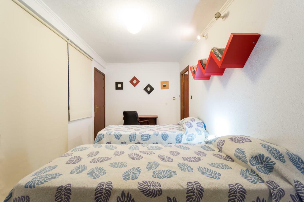 Holi-Rent Albareda Apartment Seville Luaran gambar