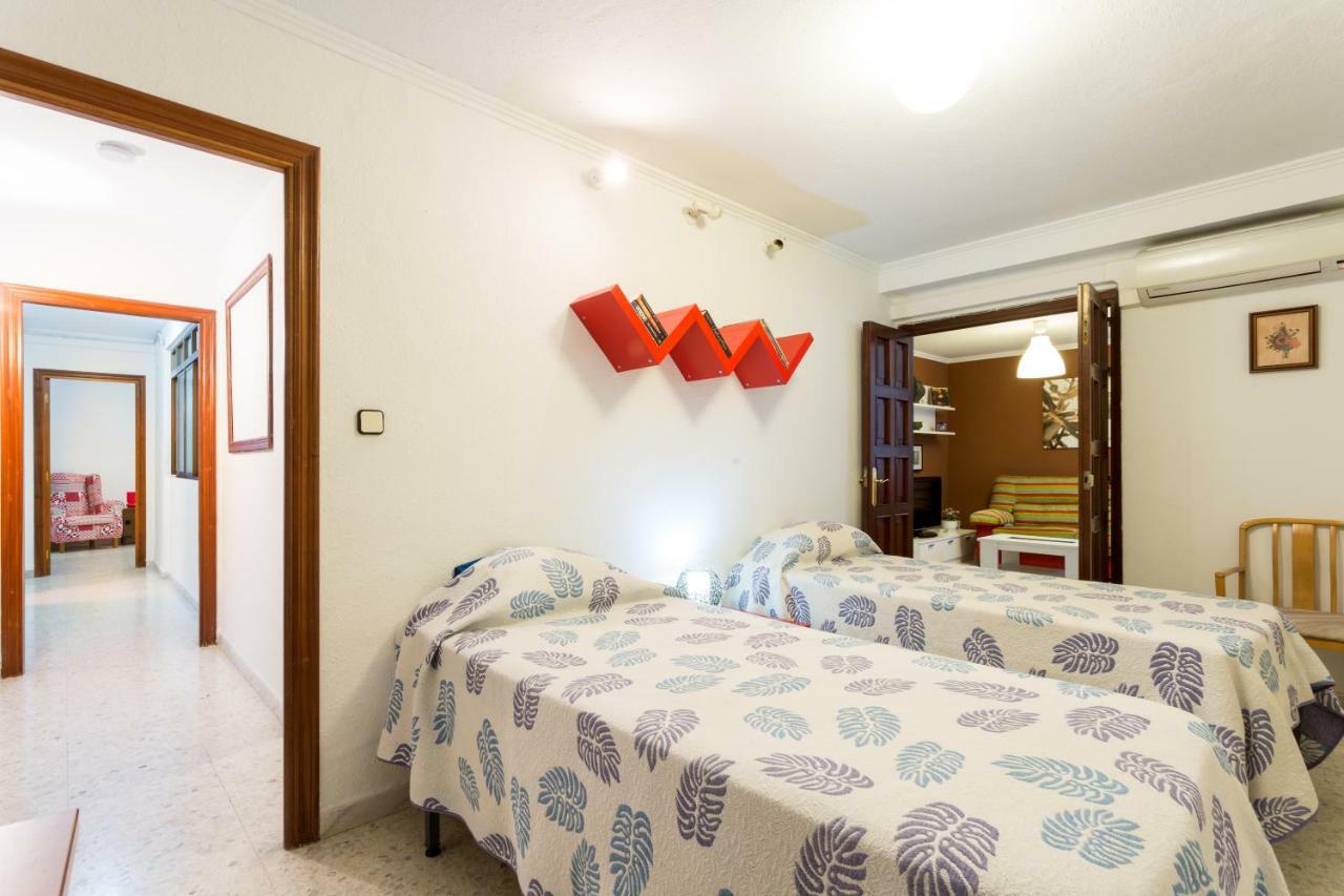 Holi-Rent Albareda Apartment Seville Luaran gambar