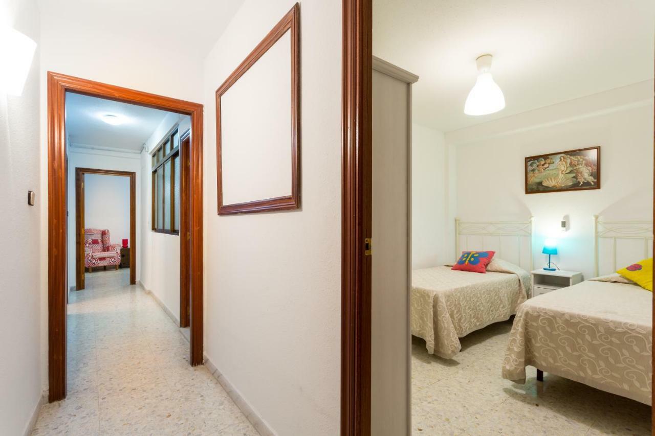 Holi-Rent Albareda Apartment Seville Luaran gambar